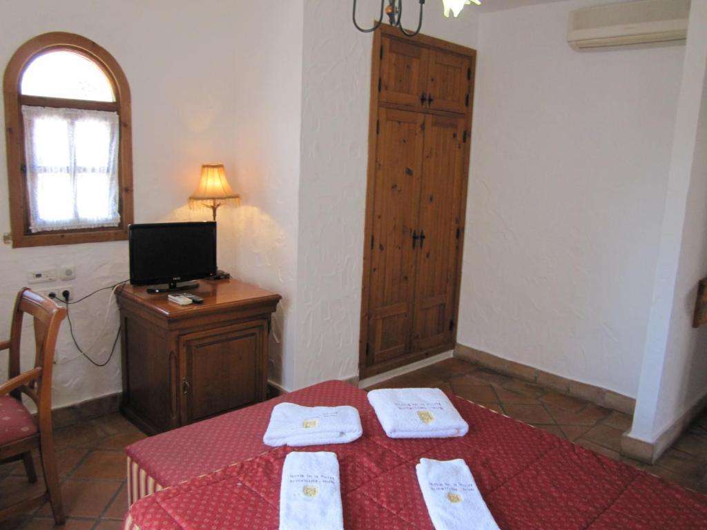 Hotel Cortijo Las Grullas ベナルップ＝カサス・ビエハス 部屋 写真