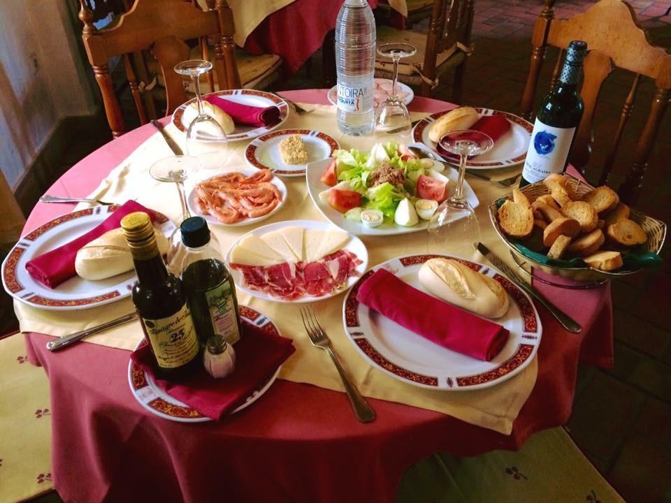 Hotel Cortijo Las Grullas ベナルップ＝カサス・ビエハス エクステリア 写真